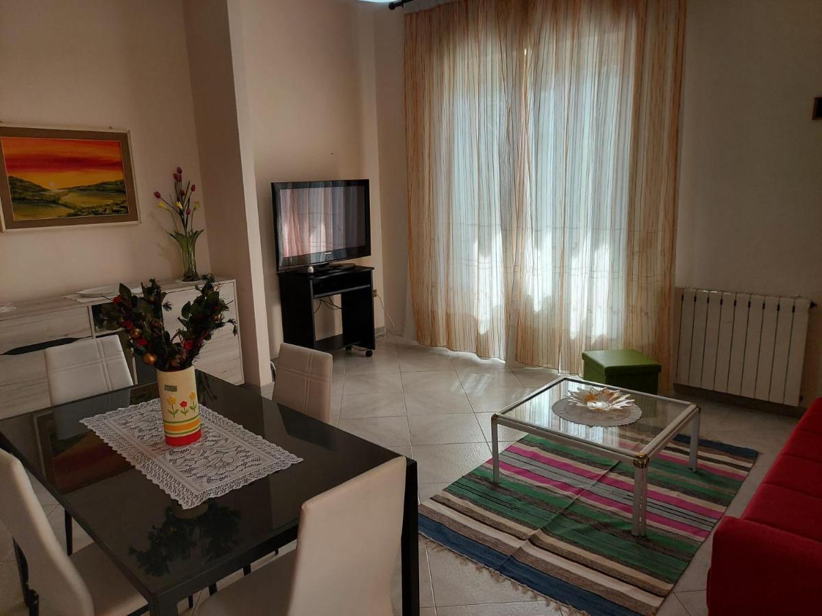 Ventura CasaVacanze Oliveri Esterno foto