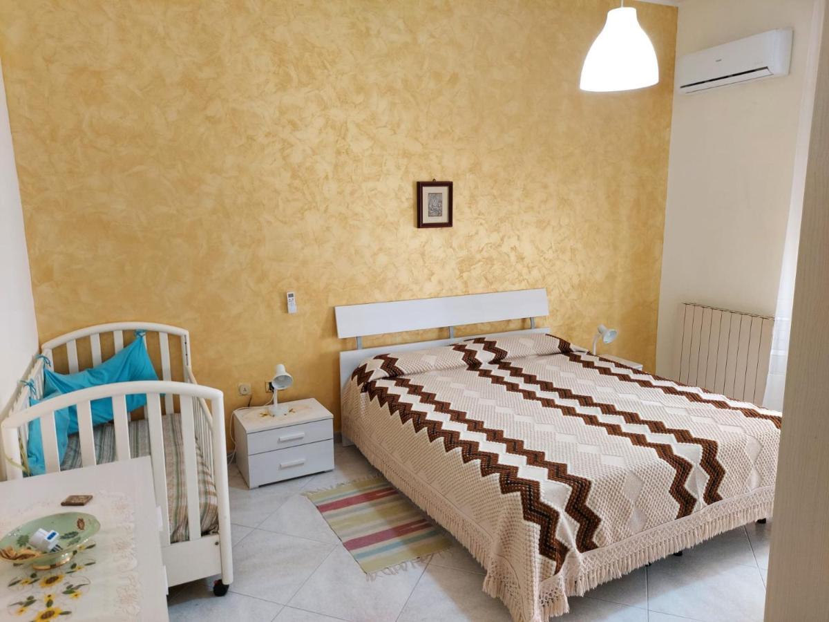 Ventura CasaVacanze Oliveri Esterno foto