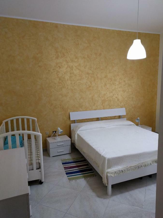 Ventura CasaVacanze Oliveri Esterno foto
